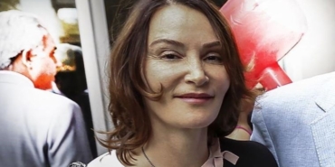 asli-baykal-yeni-parti-mi-kuracak-iddialar-uzerine-aciklama-yapti-I5wIWzKc.jpg