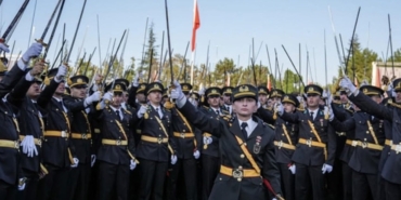 chpli-isim-duyurdu-iki-tegmene-ihrac-talebiyle-yuksek-disiplin-kuruluna-sevk-edildikleri-teblig-edildi-3OmzRkgf.jpg