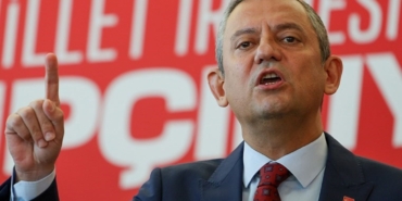ozgur-ozelden-cok-sert-kayyum-tepkisi-fethullah-gulen-hayatta-olsa-gelir-omzunuzdan-oper-ekz6PUvG.jpg