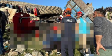 traktor2jpg-7e8KuWiHy0m5oc9X8hTj1A.jpg